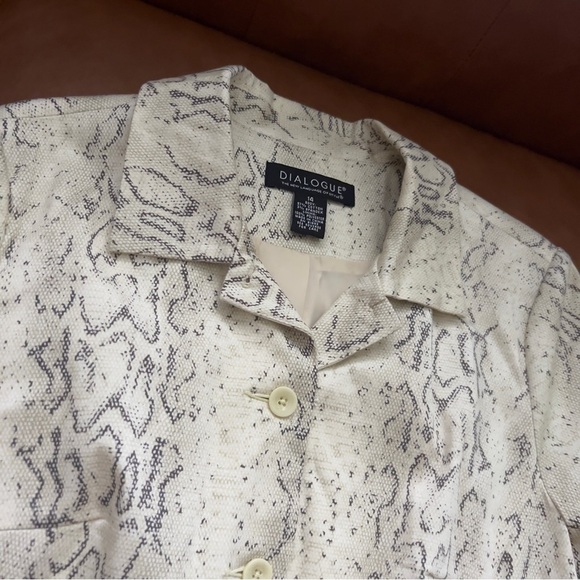 Dialogue Women’s Sz 14 Tan Nude Beige Snake Print Trench Coat Animal Print - Picture 5 of 8